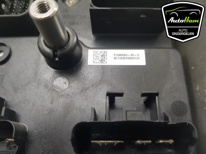 Computer Body Control van een Tesla Model S Plaid 2023