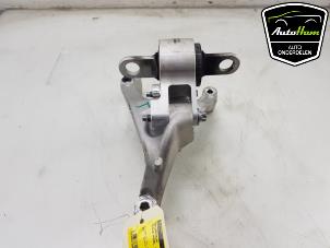 Gebruikte Motorsteun Tesla Model S Plaid Prijs € 24,20 Inclusief btw aangeboden door AutoHam