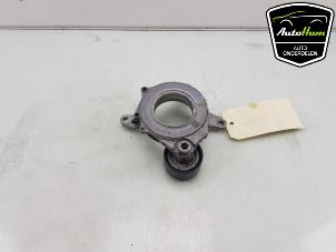 Gebruikte Spanner multiriem Mercedes CLA Shooting Brake (118.6) 1.3 CLA-200 Turbo 16V Prijs € 35,00 Margeregeling aangeboden door AutoHam