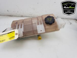 Gebruikte Expansievat Tesla Model X 100X Prijs € 18,15 Inclusief btw aangeboden door AutoHam