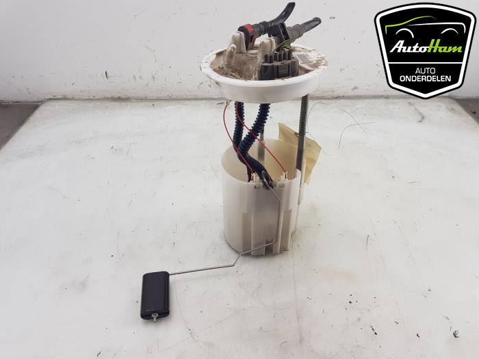 Gebruikte Tank element Pomp Ford Transit Connect (PJ2) 1.6 TDCi 16V 95 Prijs € 50,00 Margeregeling aangeboden door AutoHam