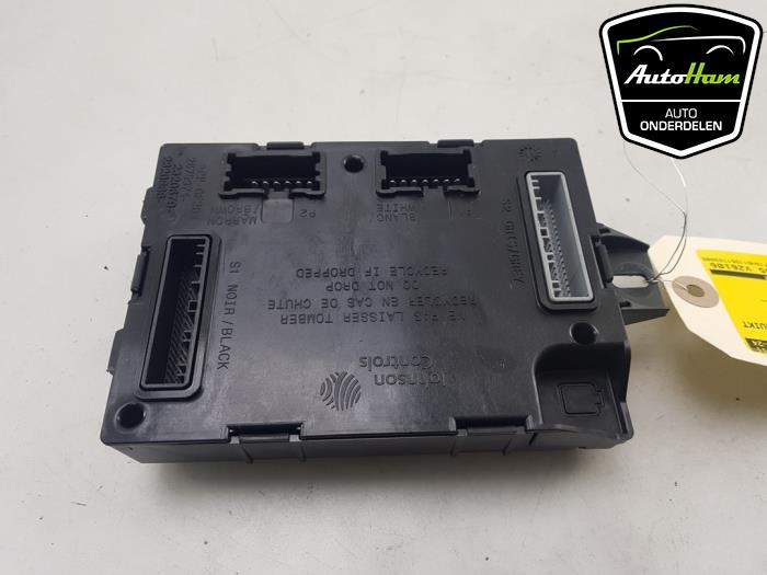 Gebruikte Computer Body Control Renault Twingo III (AH) 1.0 SCe 70 12V Prijs € 75,00 Margeregeling aangeboden door AutoHam