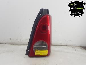 Gebruikte Achterlicht rechts Opel Agila (A) 1.2 16V Twin Port Prijs € 20,00 Margeregeling aangeboden door AutoHam