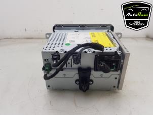 Gebruikte Radio CD Speler Opel Adam 1.2 16V Prijs € 150,00 Margeregeling aangeboden door AutoHam