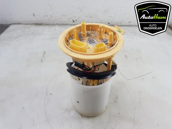 Gebruikte Tank element Pomp Volkswagen Caddy Cargo V (SBA/SBH) 2.0 TDI 122 Prijs € 75,00 Margeregeling aangeboden door AutoHam