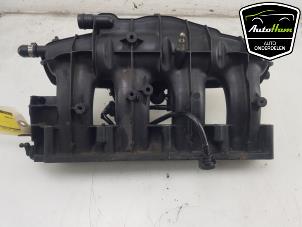 Gebruikte Inlaatspruitstuk Audi A4 Avant (B7) 2.0 TFSI 20V Quattro Prijs € 45,00 Margeregeling aangeboden door AutoHam