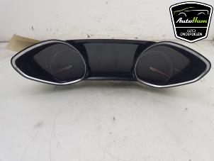 Gebruikte Cockpit Peugeot 308 SW (L4/L9/LC/LJ/LR) 1.2 12V e-THP PureTech 130 Prijs € 250,00 Margeregeling aangeboden door AutoHam