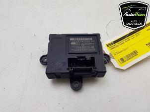 Gebruikte Centrale Deurvergrendelings Module Landrover Range Rover Sport (LW) 3.0 SDV6 Prijs € 50,00 Margeregeling aangeboden door AutoHam