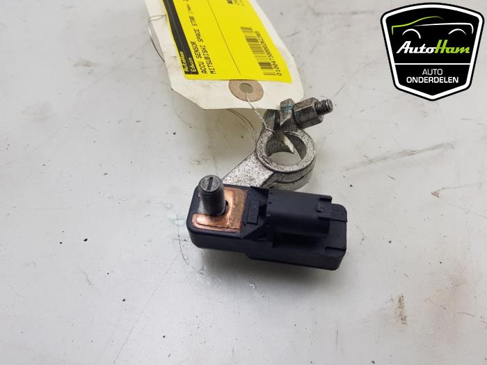 Gebruikte Accu sensor Mitsubishi Space Star (A0) 1.2 12V Prijs € 20,00 Margeregeling aangeboden door AutoHam