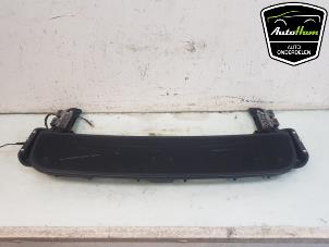 Gebruikte Windscherm Audi TT Roadster (8J9) 2.0 TFSI 16V Prijs € 100,00 Margeregeling aangeboden door AutoHam