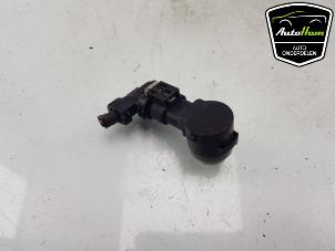 Gebruikte Parkeersensor Tesla Model 3 Long Range AWD 75 kWh Prijs € 45,00 Inclusief btw aangeboden door AutoHam