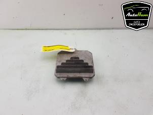 Gebruikte Xenon module Tesla Model 3 Long Range AWD 75 kWh Prijs € 67,51 Inclusief btw aangeboden door AutoHam