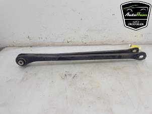 Gebruikte Reactiestang rechts-achter BMW Z4 Roadster (E89) sDrive 20i 2.0 16V Prijs € 35,00 Margeregeling aangeboden door AutoHam