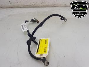 Gebruikte Accu sensor Peugeot 208 I (CA/CC/CK/CL) 1.2 Vti 12V PureTech 82 Prijs € 30,00 Margeregeling aangeboden door AutoHam