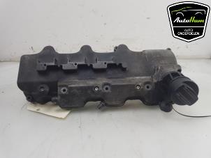 Gebruikte Kleppendeksel Mercedes E Combi 4-matic (S211) 3.2 E-320 V6 18V Prijs € 50,00 Margeregeling aangeboden door AutoHam