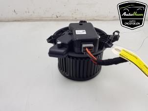 Gebruikte Aanjager Tesla Model 3 Long Range AWD 75 kWh Prijs € 30,25 Inclusief btw aangeboden door AutoHam