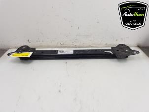 Gebruikte Radiateurbalk Tesla Model 3 Long Range AWD 75 kWh Prijs € 30,25 Inclusief btw aangeboden door AutoHam