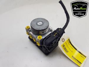 Gebruikte ABS Pomp Dacia Lodgy (JS) 1.2 TCE 16V Prijs € 100,00 Margeregeling aangeboden door AutoHam