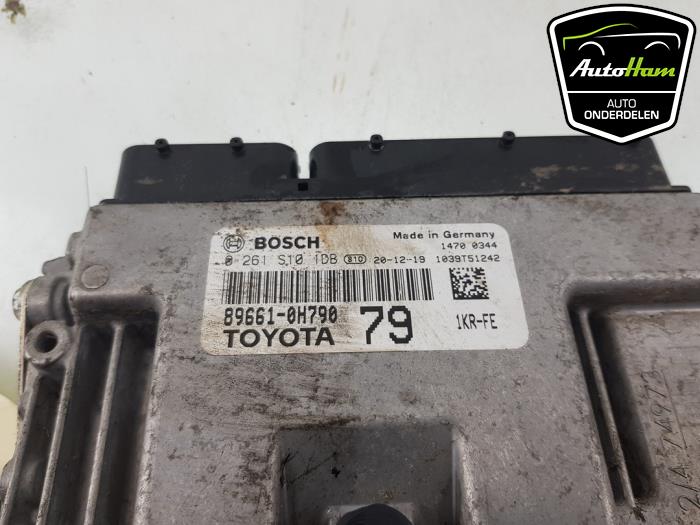 Computer Motormanagement van een Toyota Aygo (B40) 1.0 12V VVT-i 2021