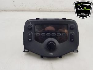 Gebruikte Radio Toyota Aygo (B40) 1.0 12V VVT-i Prijs € 95,00 Margeregeling aangeboden door AutoHam
