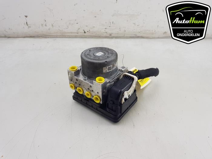 Gebruikte ABS Pomp Opel Corsa F (UB/UH/UP) 1.2 12V 75 Prijs € 125,00 Margeregeling aangeboden door AutoHam