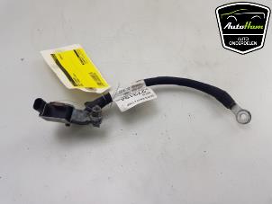 Gebruikte Accu sensor Opel Corsa F (UB/UH/UP) 1.2 12V 75 Prijs € 40,00 Margeregeling aangeboden door AutoHam