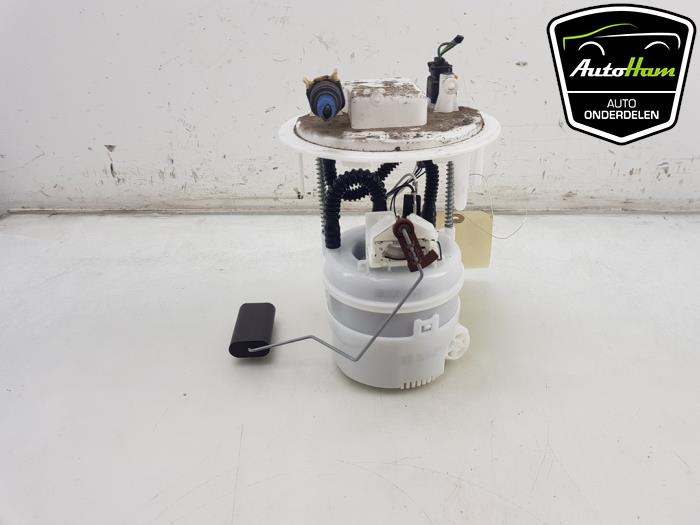 Gebruikte Tank element Pomp Opel Corsa F (UB/UH/UP) 1.2 12V 75 Prijs € 50,00 Margeregeling aangeboden door AutoHam