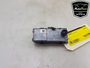 Gebruikte Camera voorzijde Renault Megane IV (RFBB) 1.5 Energy dCi 115 Prijs € 125,00 Margeregeling aangeboden door AutoHam