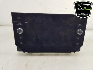 Gebruikte Display Multi Media regelunit Seat Arona (KJX) 1.0 TSI 12V Prijs € 95,00 Margeregeling aangeboden door AutoHam