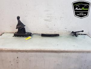 Gebruikte Schakelmechaniek Seat Arona (KJX) 1.0 TSI 12V Prijs € 25,00 Margeregeling aangeboden door AutoHam