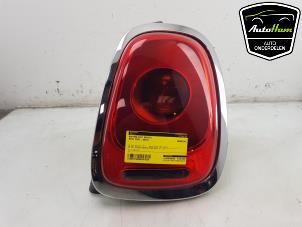 Gebruikte Achterlicht rechts Mini Mini (F55) 1.5 12V Cooper D Prijs € 50,00 Margeregeling aangeboden door AutoHam