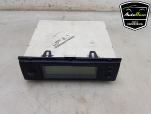 Gebruikte Display Interieur Nissan Micra (K12) 1.2 16V Prijs € 25,00 Margeregeling aangeboden door AutoHam