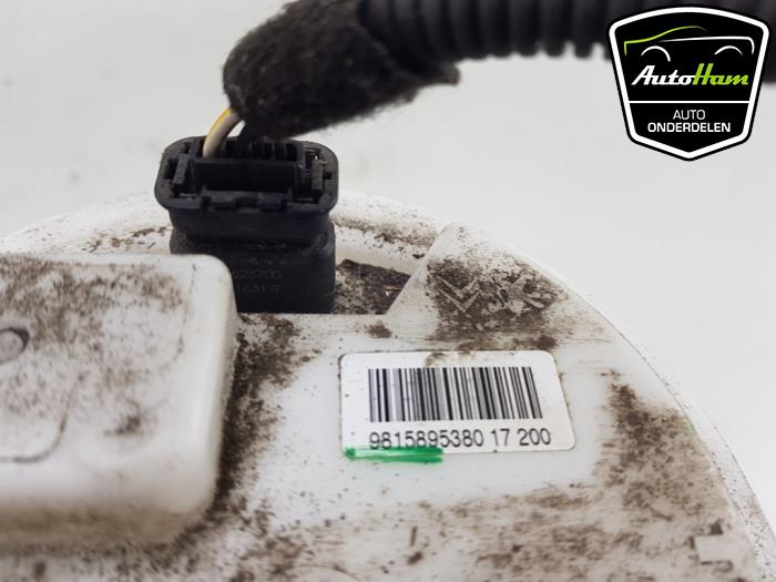 Gebruikte Tank element Pomp Opel Crossland (X) 1.2 12V Euro 6 Prijs € 75,00 Margeregeling aangeboden door AutoHam