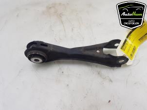 Gebruikte Reactiestang rechts-achter Mercedes CLA (117.3) 1.6 CLA-180 16V Prijs € 15,00 Margeregeling aangeboden door AutoHam