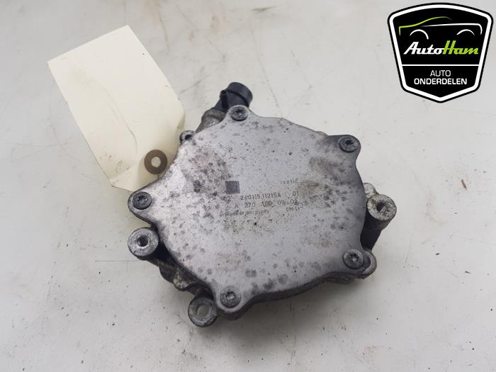 Gebruikte Vacuumpomp Rembekrachtiging Mercedes CLA (117.3) 1.6 CLA-180 16V Prijs € 20,00 Margeregeling aangeboden door AutoHam