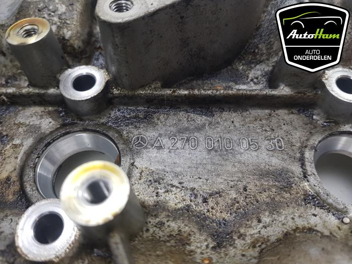 Kleppendeksel van een Mercedes-Benz CLA (117.3) 1.6 CLA-180 16V 2015