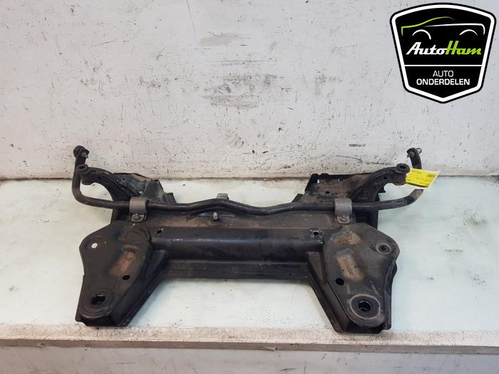 Gebruikte Subframe Peugeot 2008 (UD/UK/UR/US/UX) 1.2 VTi 12V PureTech 100 Prijs € 175,00 Margeregeling aangeboden door AutoHam