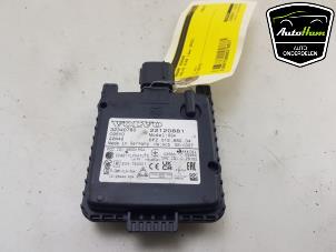 Gebruikte Dode hoek sensor Volvo XC40 (XZ) 1.5 T4 Plug-in Hybrid 12V Prijs € 225,00 Margeregeling aangeboden door AutoHam