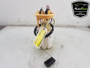 Gebruikte Tank element Pomp Volkswagen Caddy Cargo V (SBA/SBH) 2.0 TDI BlueMotionTechnology Prijs € 75,00 Margeregeling aangeboden door AutoHam