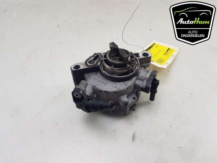 Gebruikte Vacuumpomp Rembekrachtiging Opel Crossland (X) 1.6 CDTi 100 Prijs € 25,00 Margeregeling aangeboden door AutoHam