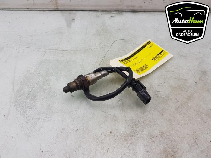 Gebruikte Lambda Sonde Peugeot 208 II (UB/UH/UP) 1.2 Vti 12V PureTech 75 Prijs € 15,00 Margeregeling aangeboden door AutoHam