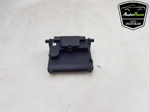 Gebruikte Camera voorzijde Ford Fiesta 7 1.0 EcoBoost 12V 100 Prijs € 75,00 Margeregeling aangeboden door AutoHam