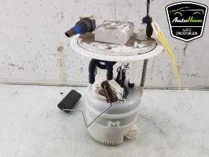 Gebruikte Tank element Pomp Opel Corsa F (UB/UH/UP) 1.2 12V 75 Prijs € 50,00 Margeregeling aangeboden door AutoHam