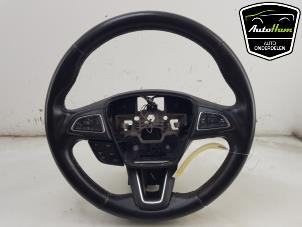 Gebruikte Stuurwiel Ford Focus 3 Wagon 1.0 Ti-VCT EcoBoost 12V 100 Prijs € 75,00 Margeregeling aangeboden door AutoHam