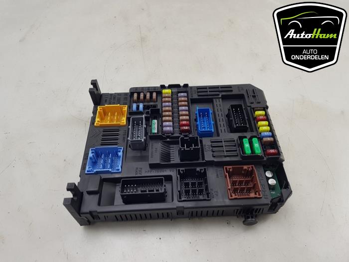 Computer Body Control van een Citroën C3 (SX/SW) 1.2 Vti 12V PureTech 2021