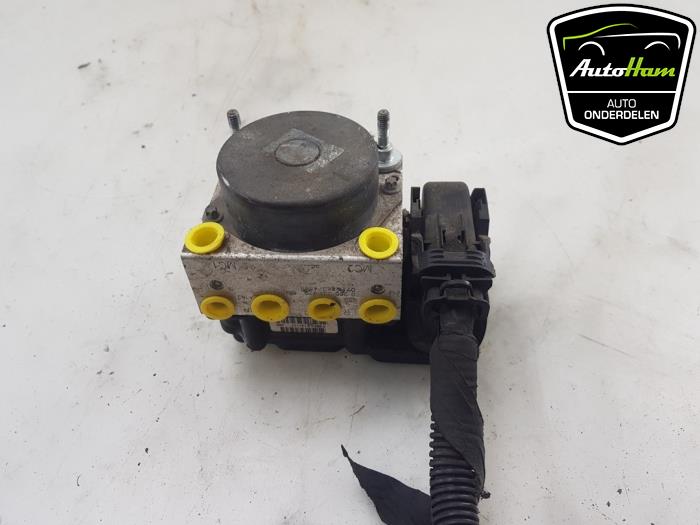 Gebruikte ABS Pomp Fiat 500 (312) 1.2 Prijs € 40,00 Margeregeling aangeboden door AutoHam