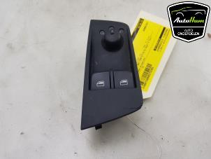Gebruikte Schakelaar Elektrisch Raam Audi A1 (8X1/8XK) 1.4 TFSI 16V 122 Prijs € 20,00 Margeregeling aangeboden door AutoHam