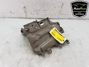 Gebruikte Accubak Peugeot 108 1.0 12V Prijs € 10,00 Margeregeling aangeboden door AutoHam