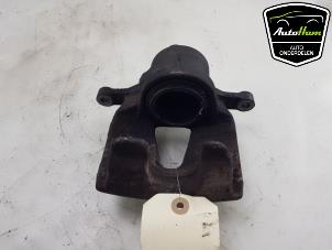 Gebruikte Remklauw (Tang) links-voor Mercedes A (177.0) 1.3 A-200 Turbo 16V Prijs € 50,00 Margeregeling aangeboden door AutoHam