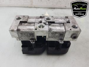 Gebruikte Kleppenblok hydraulisch Audi Q5 (FYB/FYG) 2.0 55 TFSI e 16V Quattro Prijs € 195,00 Margeregeling aangeboden door AutoHam